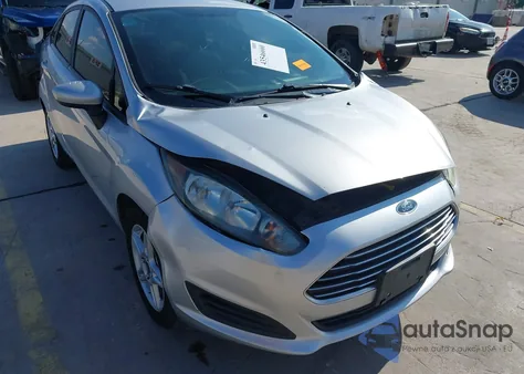 2018 Ford Fiesta Se из США, поврежденный, VIN 3FADP4BJ7JM127116